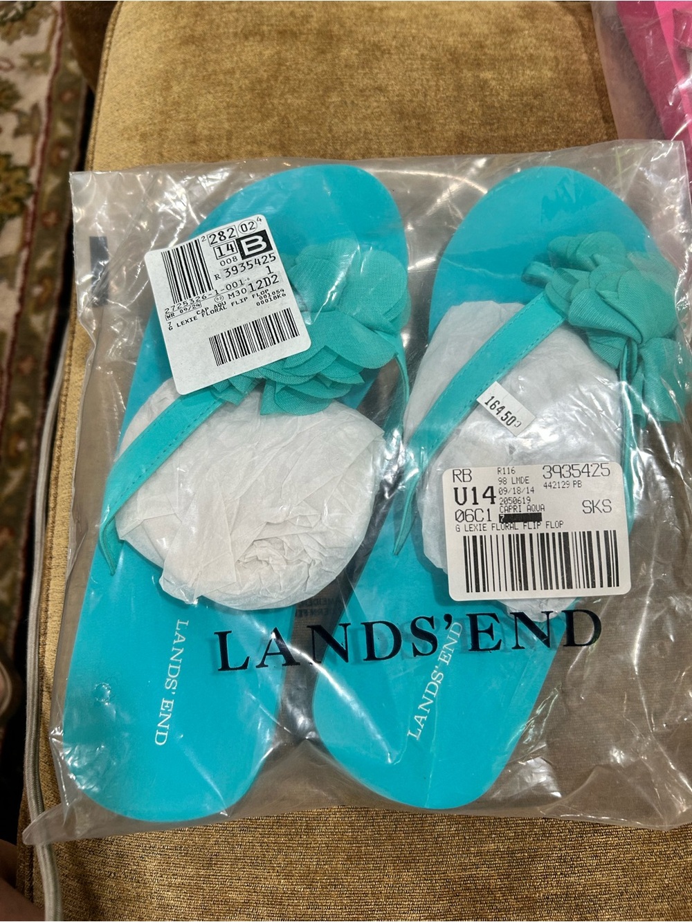 NIB! Lands’ End Bog girls  sz. 7 Turquoise Floral Thong Sandals